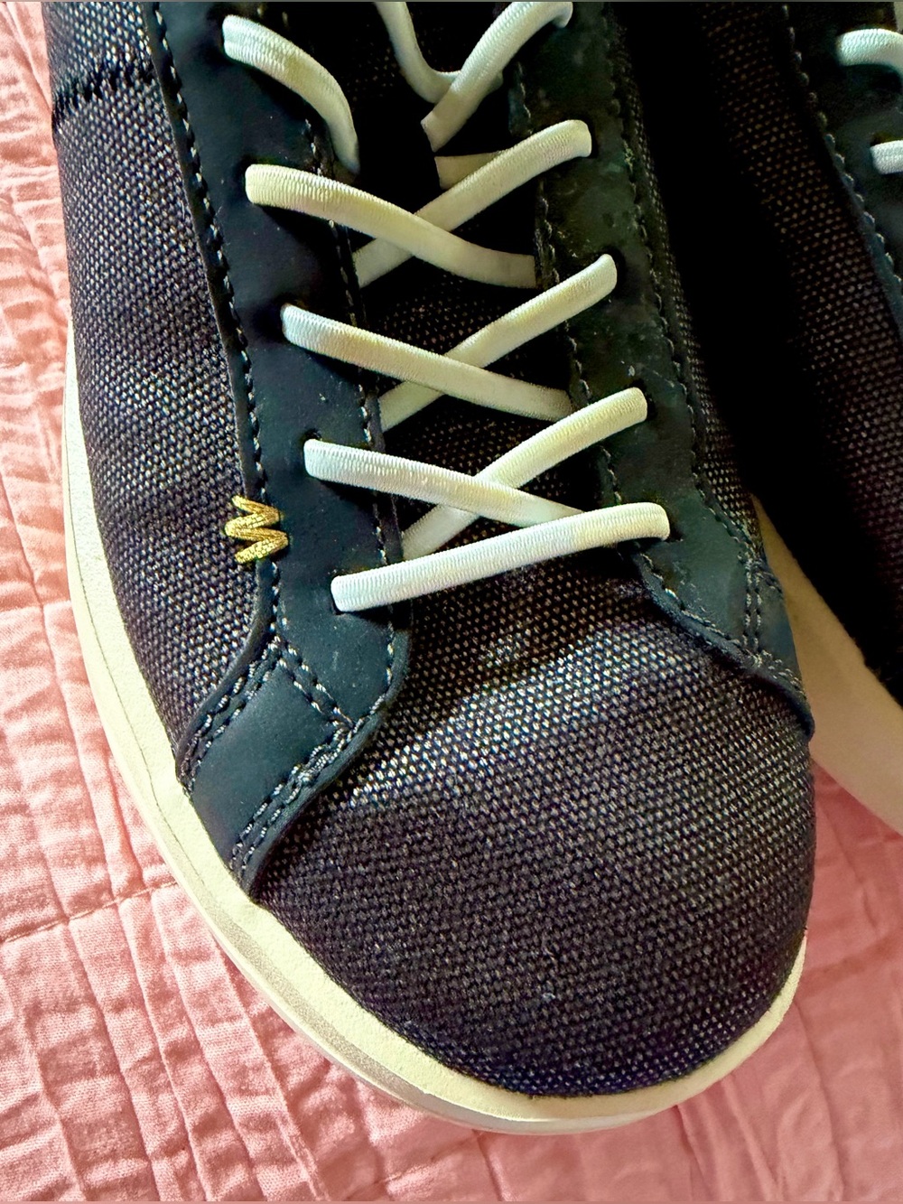Hey Dude Women’s Karina Shimmer Sneakers NWOT - Picture 5 of 13